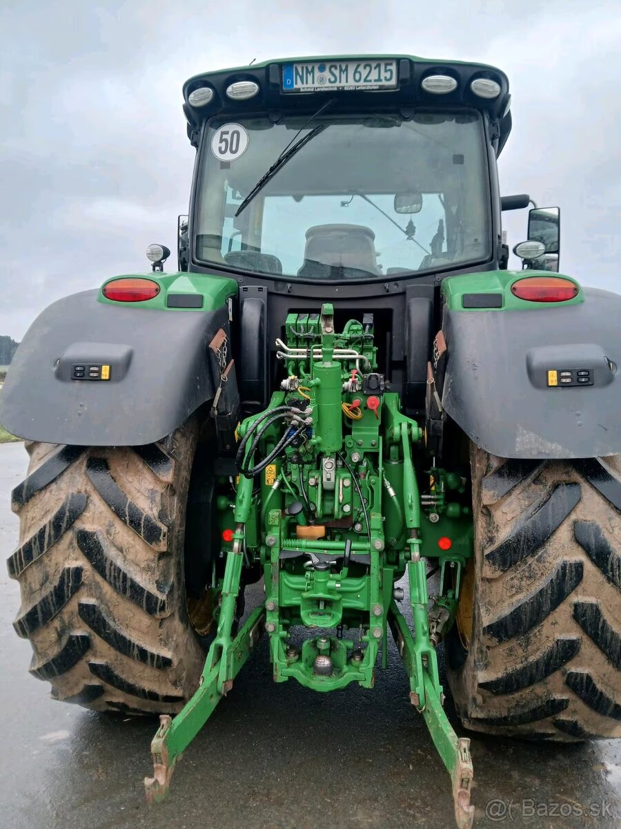 John Deere 6215R - 7