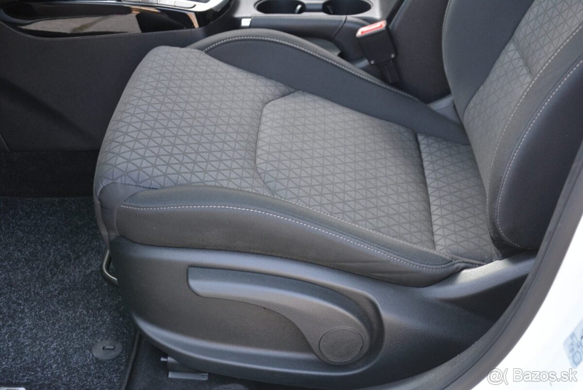 KIA Ceed 1.6 CRDi, GOLD, automat, SR voz, 1. majiteľ - 7