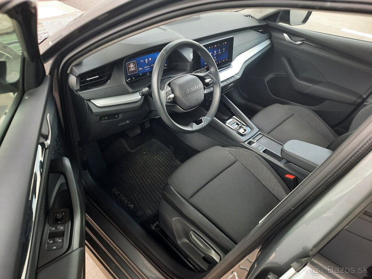Škoda Octavia Essence 1.5 TSI 110kW 7AP e-Tec - 7