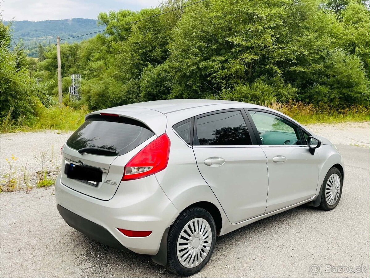 Ford Fiesta - 7