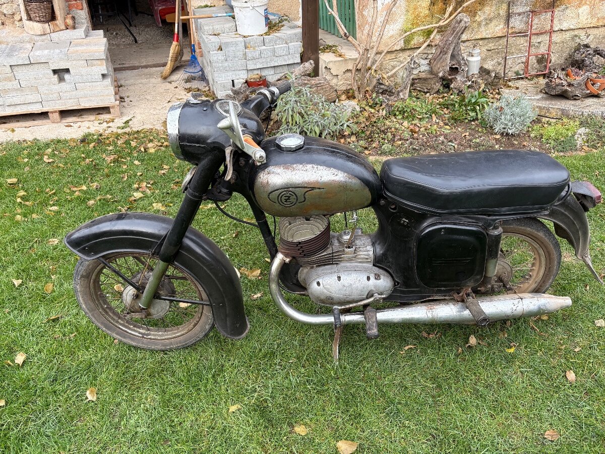 Predám Jawa 250 559 Panelka + CZ 175 - 7