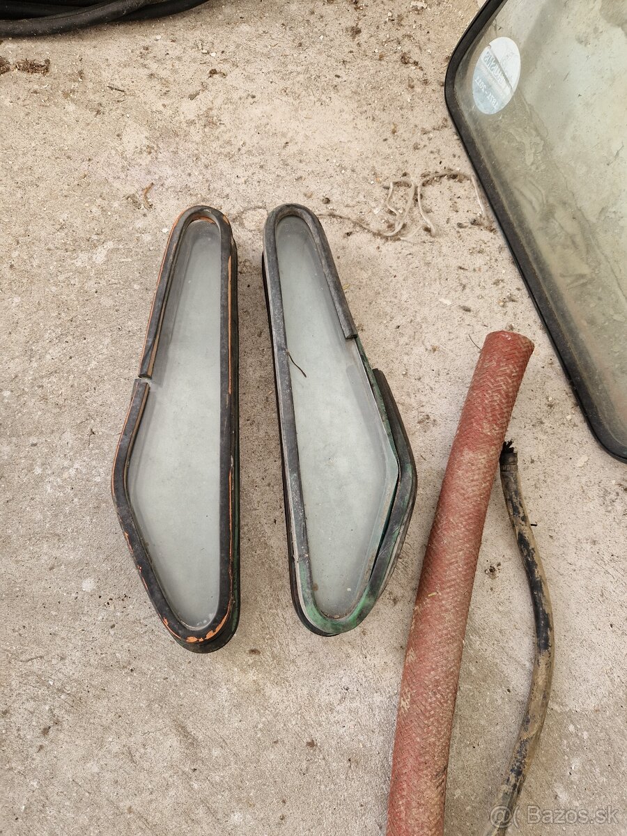 Multicar M25 bočné sklo zadne sklo - 7