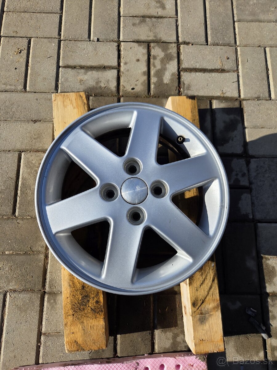 Elektróny Suzuki - Hayes Lemmerz - R14 - 7