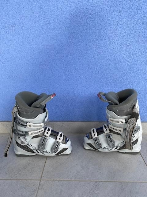 LYŽE a LYŽIARKY - 7