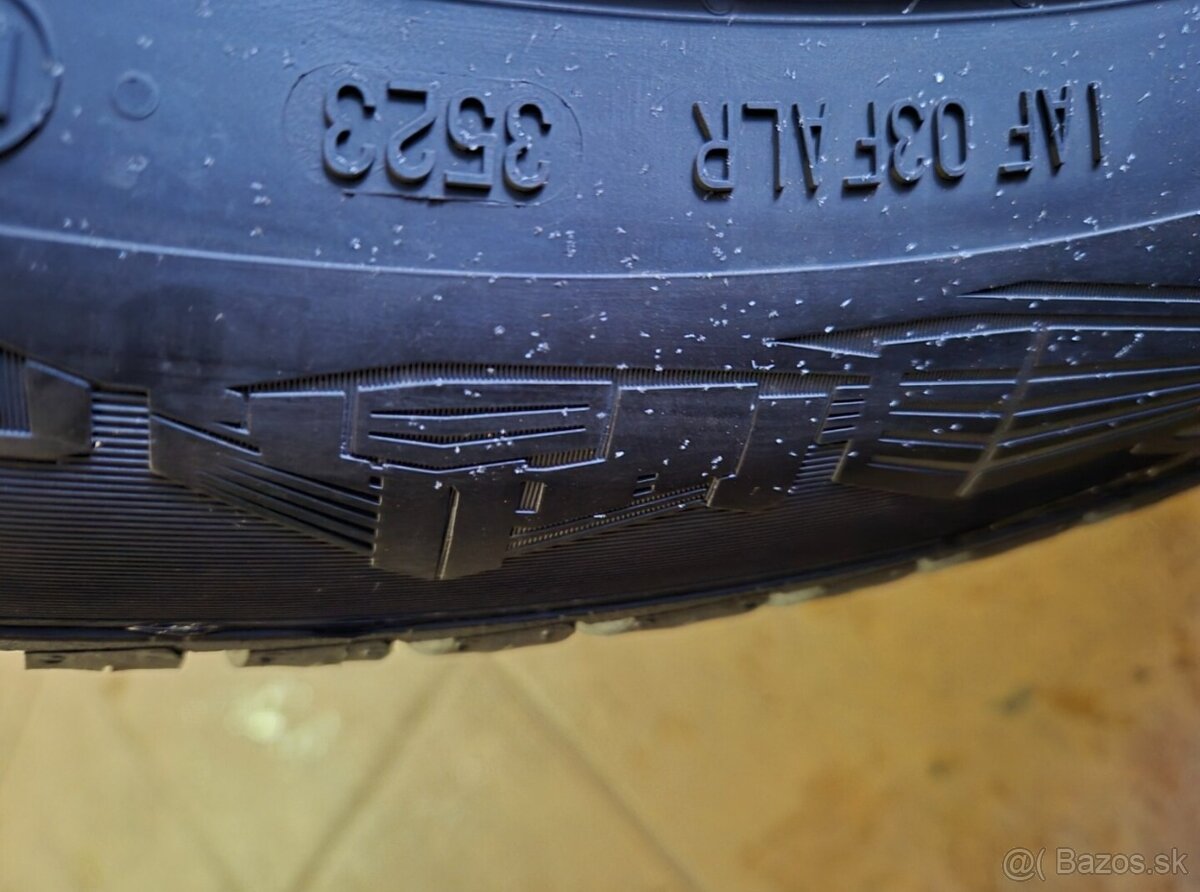 celoroční pneu Continental 255/45 235/50/ R19 - 7