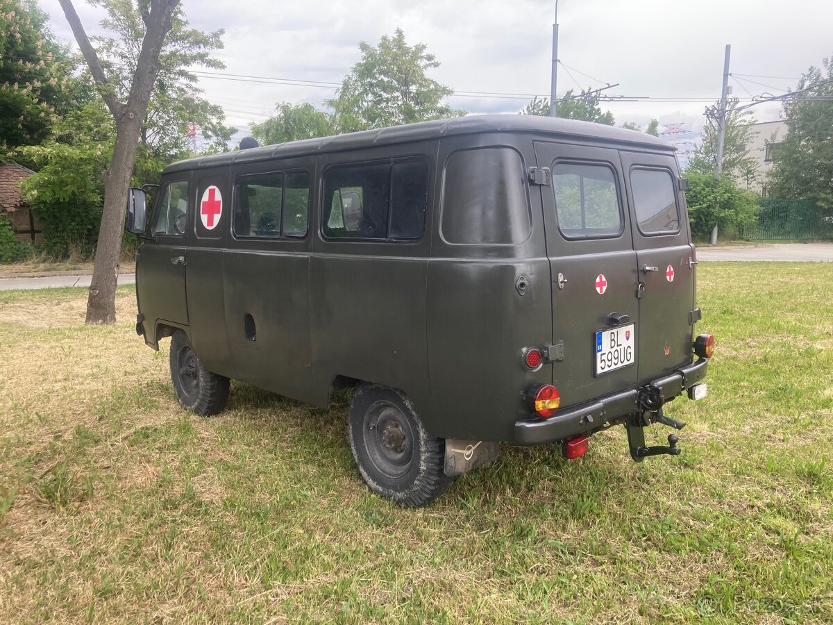 UAZ 452A - Buchanka - 7