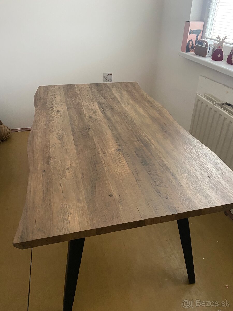 Jedálenský stôl - 7