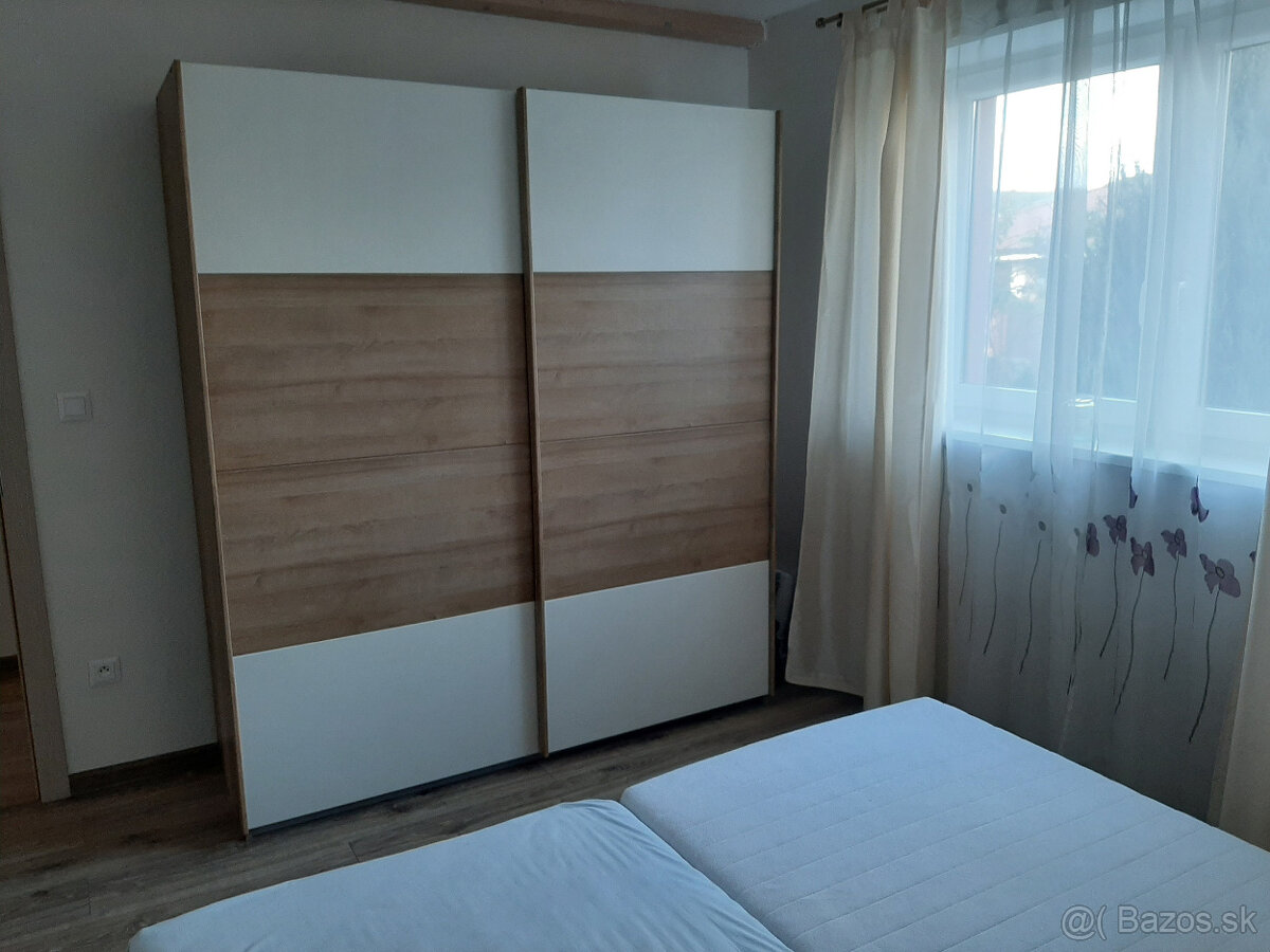 Predaj 3 izbový rodinný dom v BB - 7