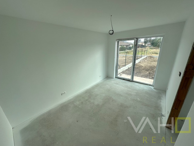 Predaj moderného rodinného domu v obci Červeník - 7