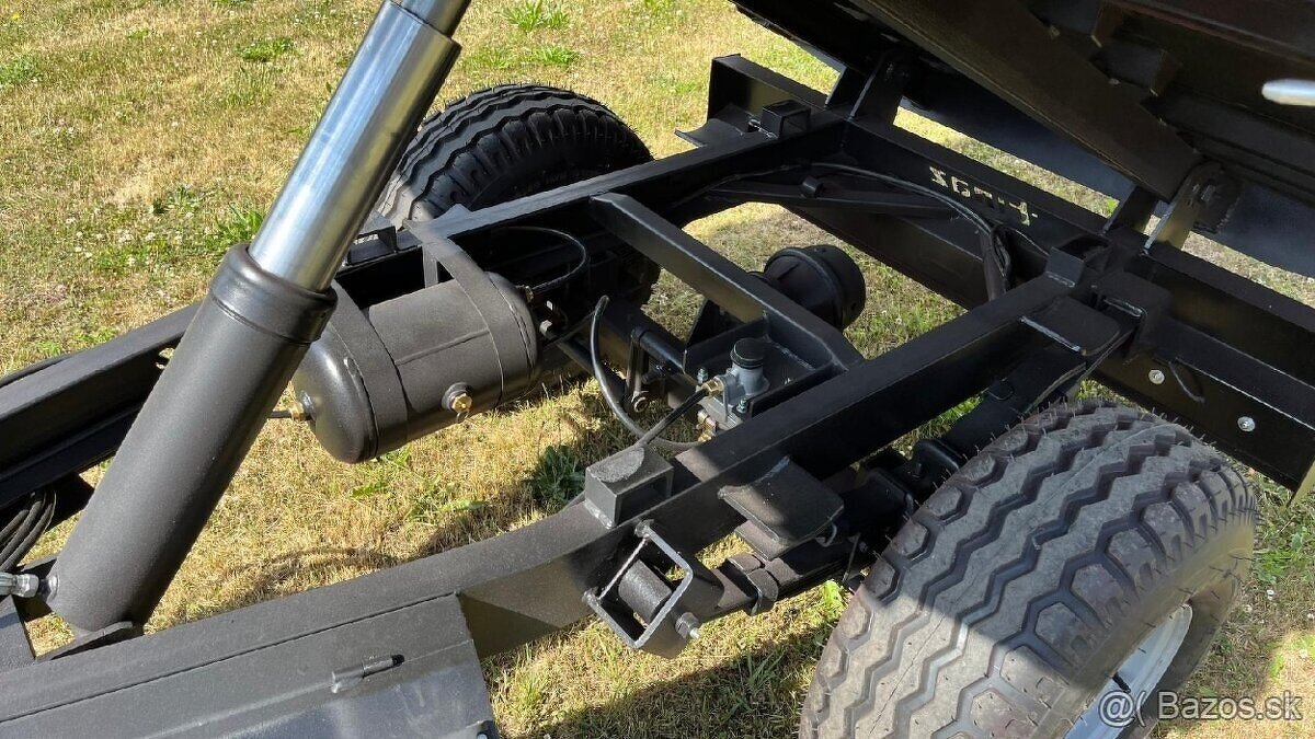 Traktorový návěs TINAZ 2,5t - 7