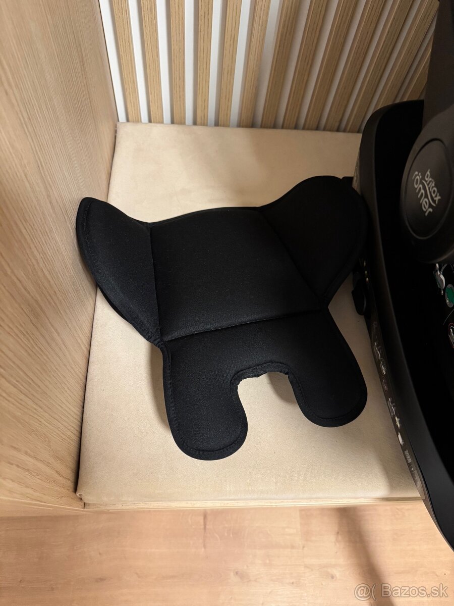 BRITAX RÖMER Autosedačka Baby-Safe Core (0-13 kg) Space Blac - 7