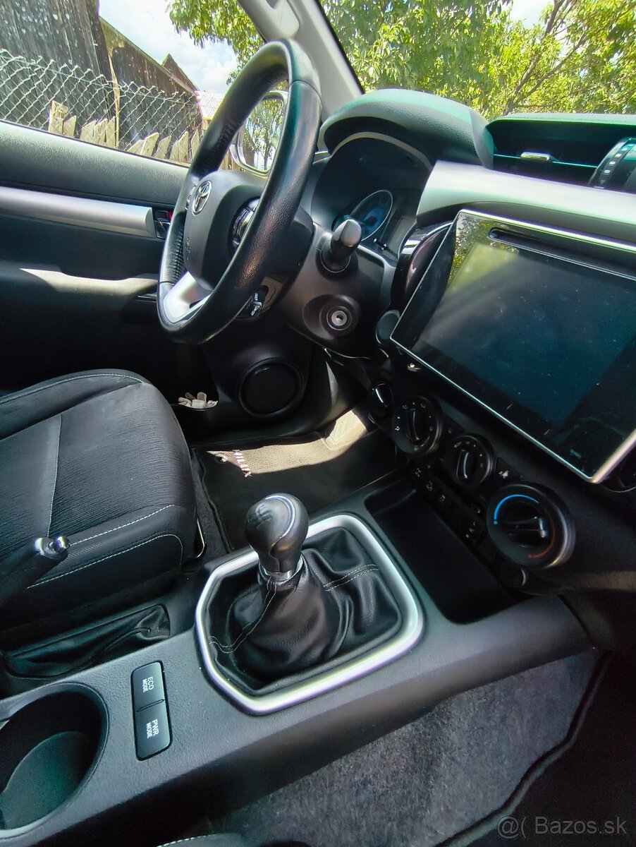 Predám Toyota Hilux - 7