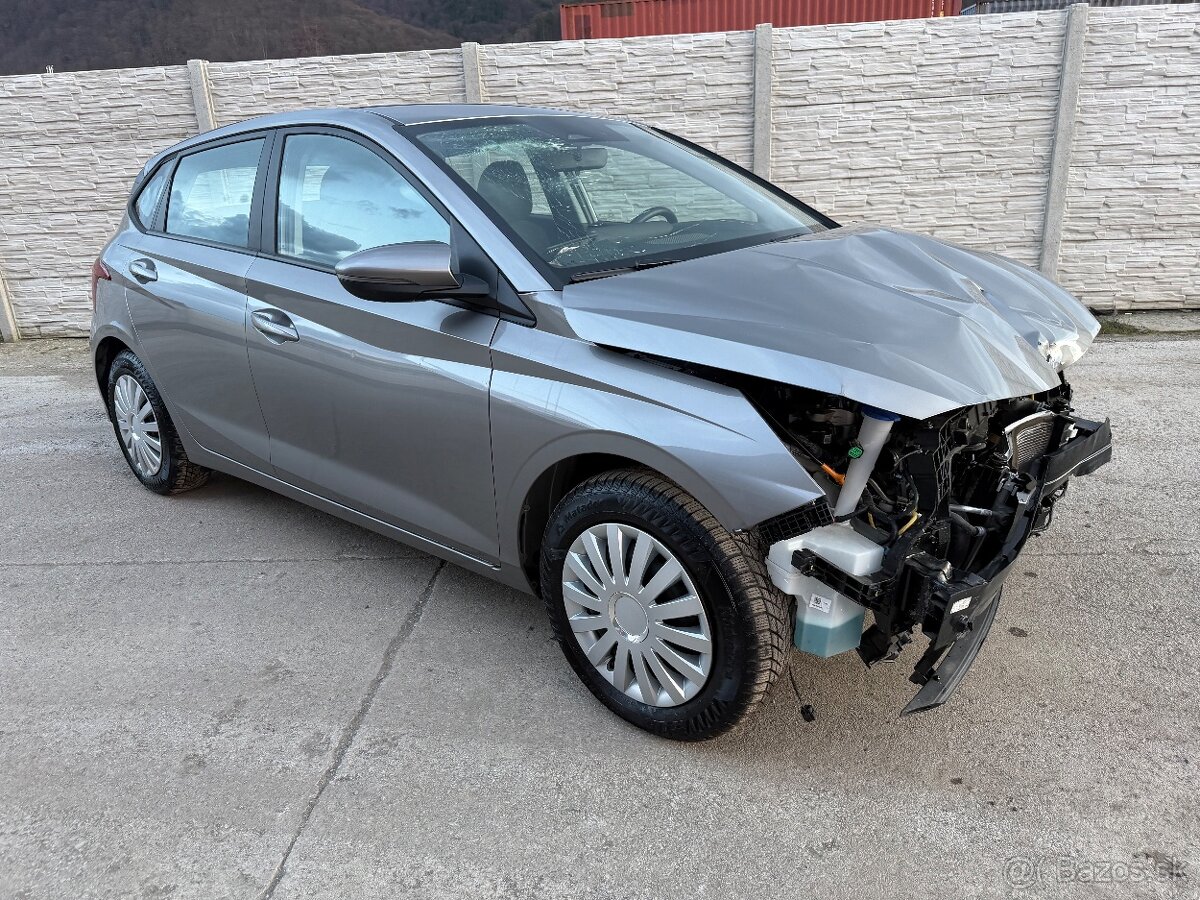 Hyundai i20 1,2 - 7