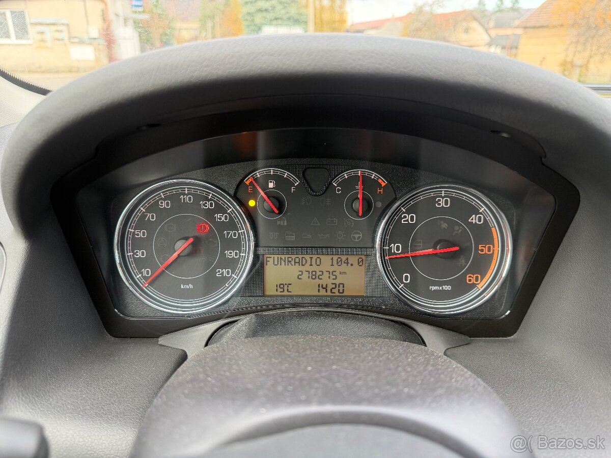 Fiat Croma 1.9JTD 88kW - 7