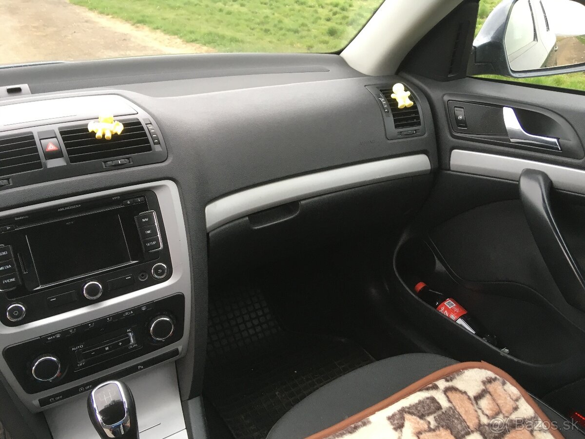 Škoda Octavia Greenline 1,6 TDI - 7