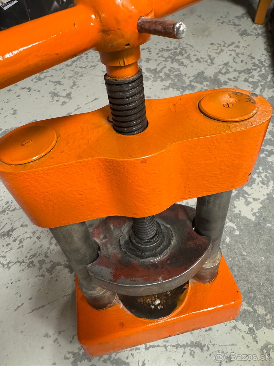 Predam ručný lis - 7