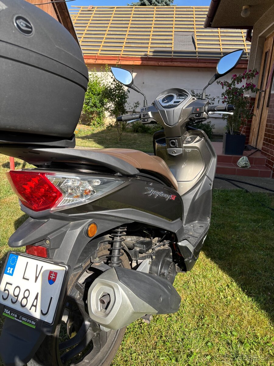 Skúter Sym Symphony ST 125 - 7