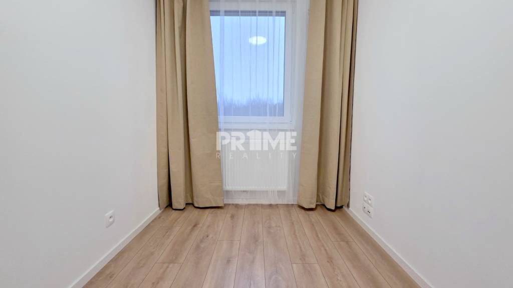 BÝVAJ PRVÝ V 2,5i byte, OVOC.SADY, BALKÓN,PARKING, Ivanska c - 7