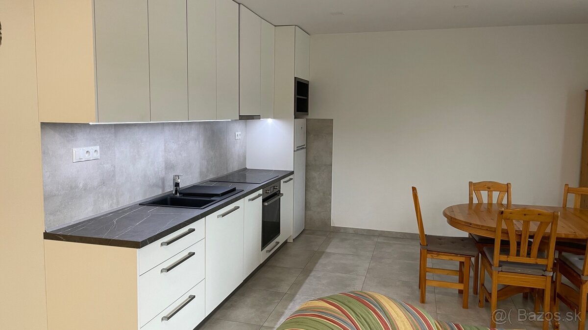 Byt na prenájom - Nitra - Drazovce - 7