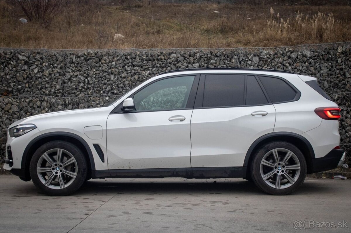 BMW X5 xDrive 45e 210kW AT/8 2020 - 7