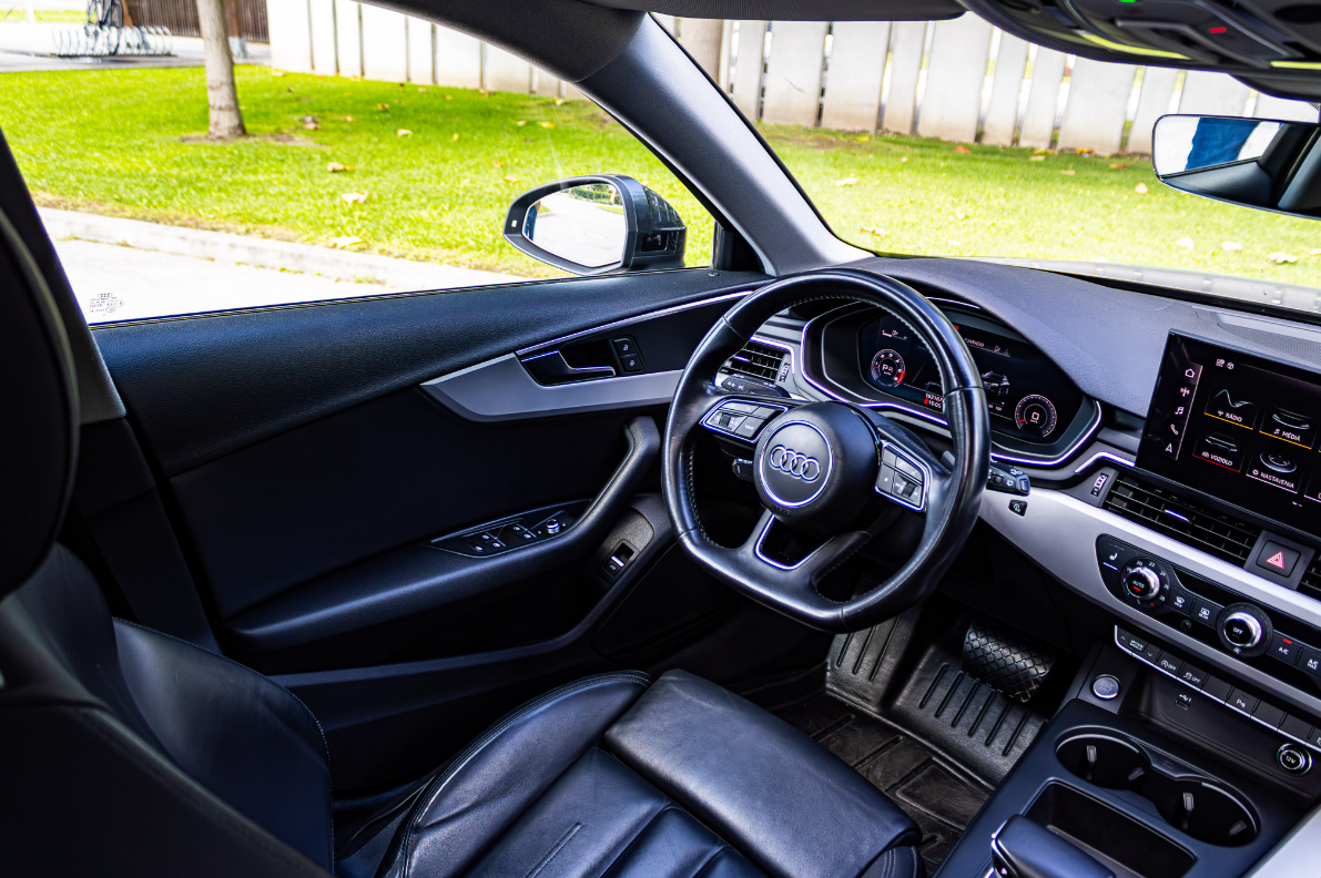 Audi A4 Avant 45 3.0 TDI S line quattro tiptronic / TOP STAV - 7