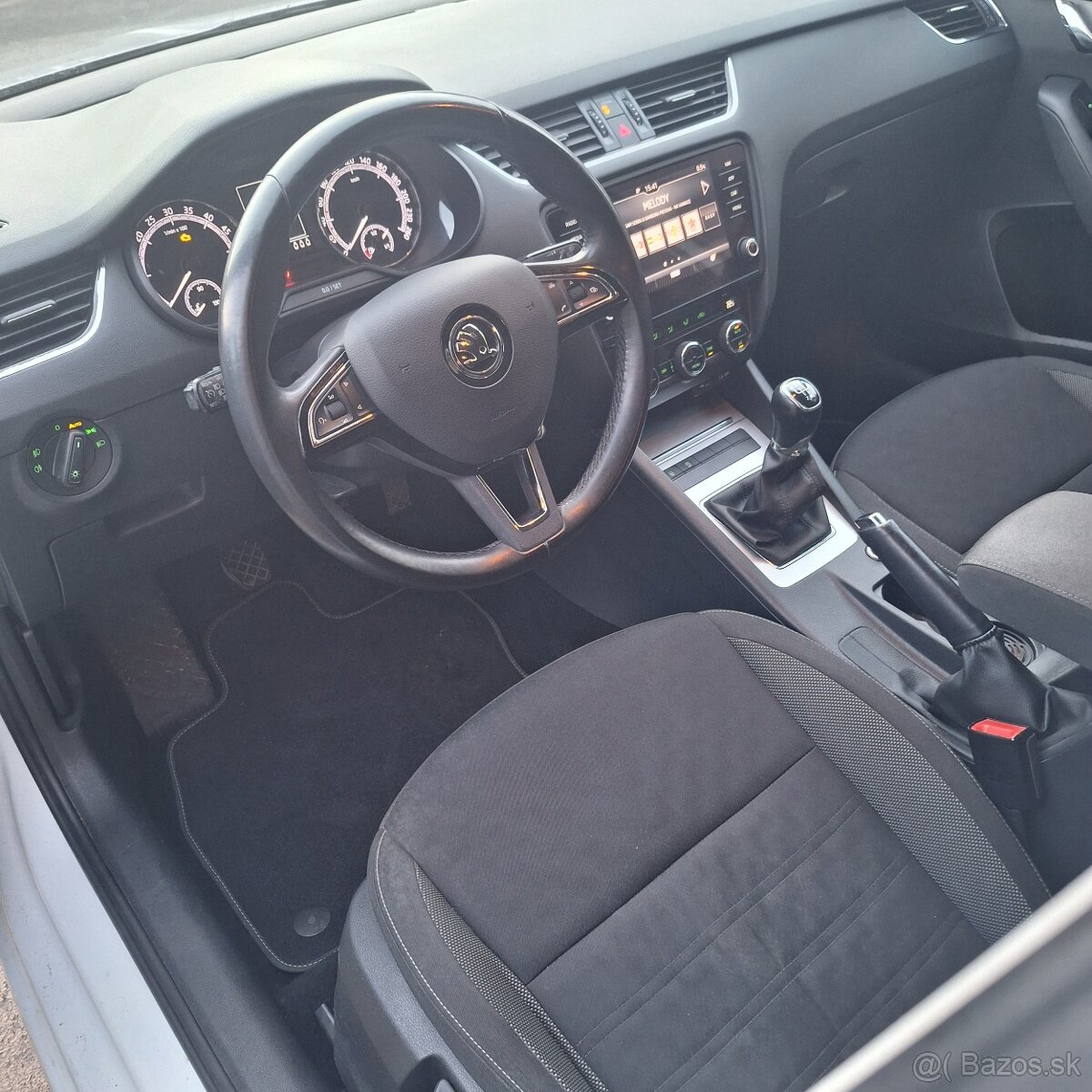 Predam skoda octavia 3 1,6tdi 85kw. r.v.2017 - 7