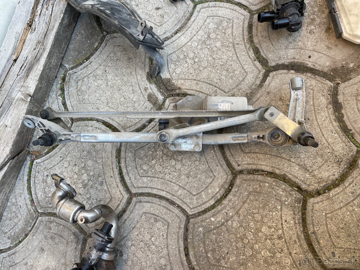 Nahradne diely BMW e90 e92 e91 - 7