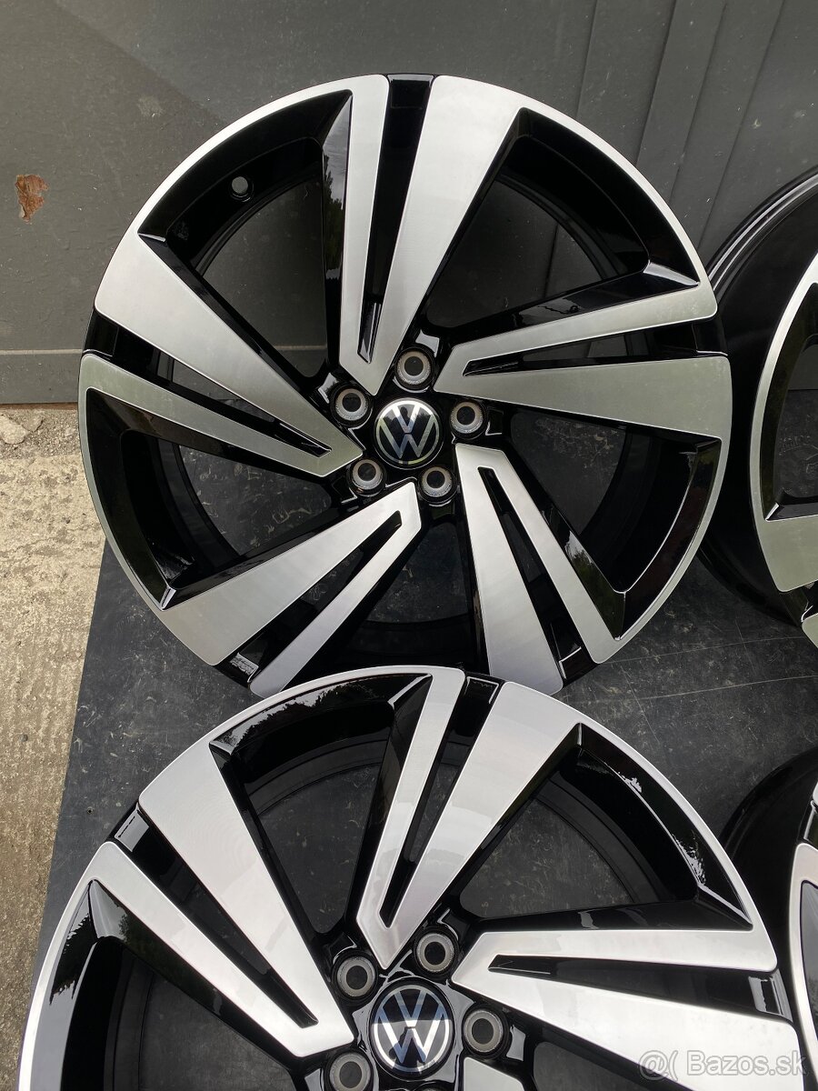 R18 ®️ Originál VW Nevada 5x100 7J ET39 - 7