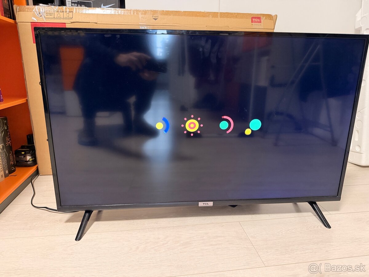 TV TCL 40” 40ES560 - 7