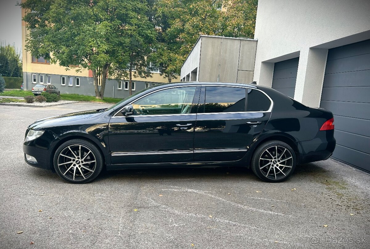 ŠKODA SUPERB II 2.0TDI 125KW L&K DSG F1 BI-XENON WEBASTO - 7