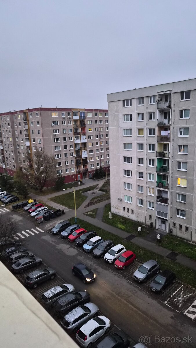 Prenajmem 1 izbovy byt - 7