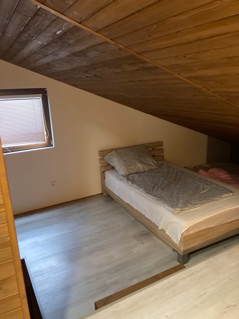 Prenajmem chatu na Šírave časť Paľkov - 7