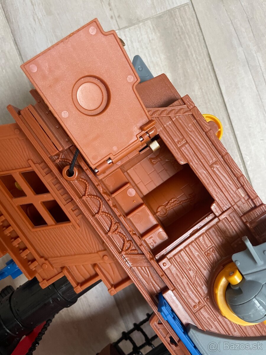 Pirátska loď žralok - 7