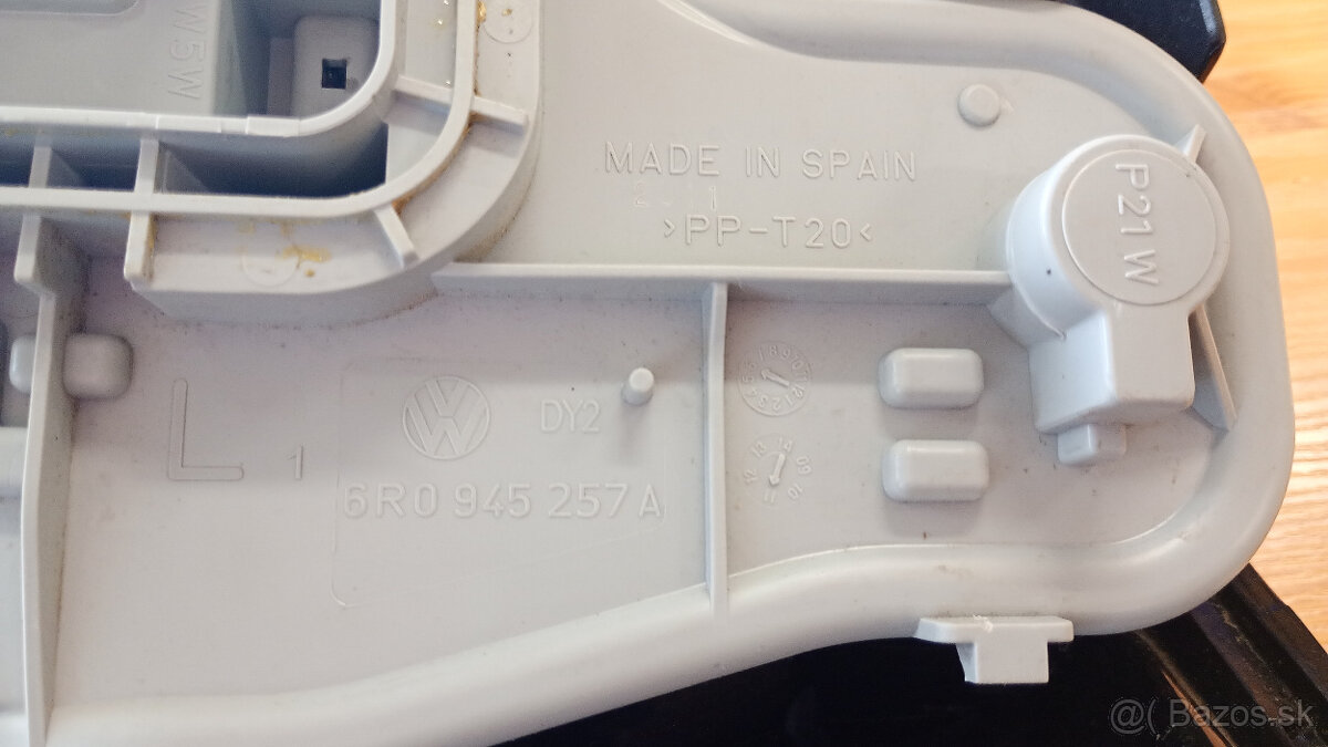 predam svetlo VW polo - 7