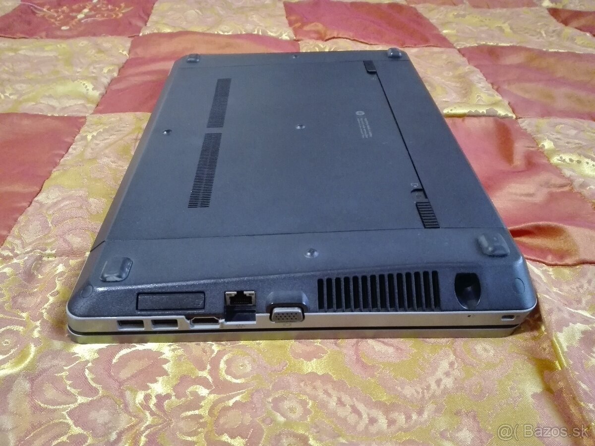 HP ProBook. Intel - i5. 8 GB. 15,6". SSD 256 GB. Baterka do - 7