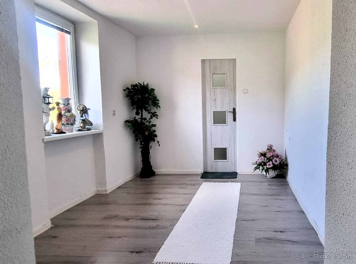 Prenájom 2-podlažný RD so záhradou, Krompachy,ul.SNP - 7