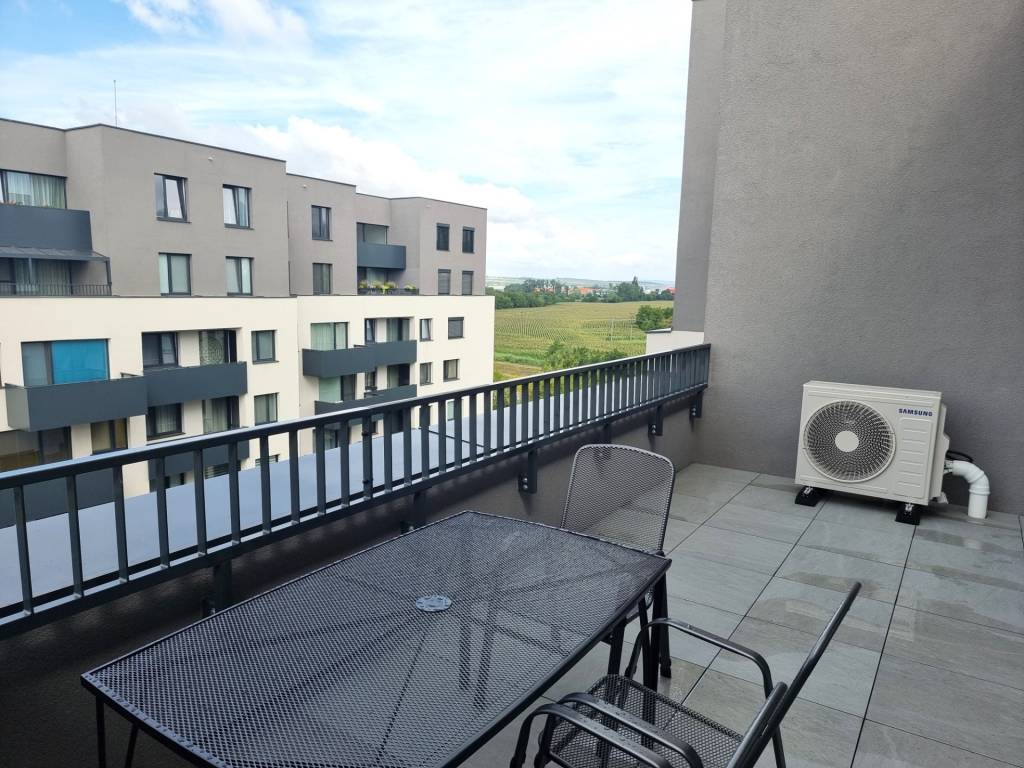 PRENÁJOM - 3 izbový byt Nitra – Piesková ulica, RIVIERA NITR - 7