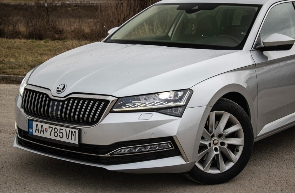 Škoda Superb 2.0 TDI DSG 2019 - 7