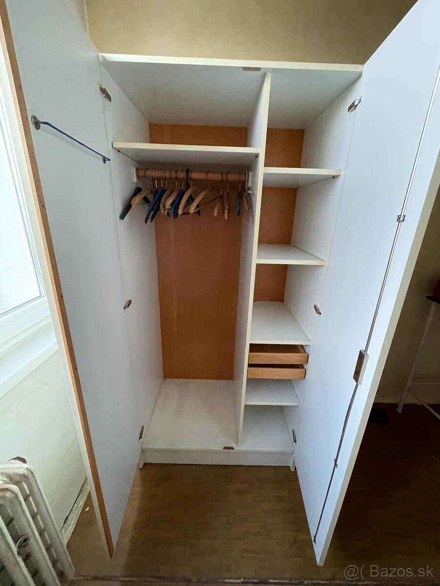 NÁBYTOK ZA ODVOZ ALEBO PÁR DROBNÝCH - 7