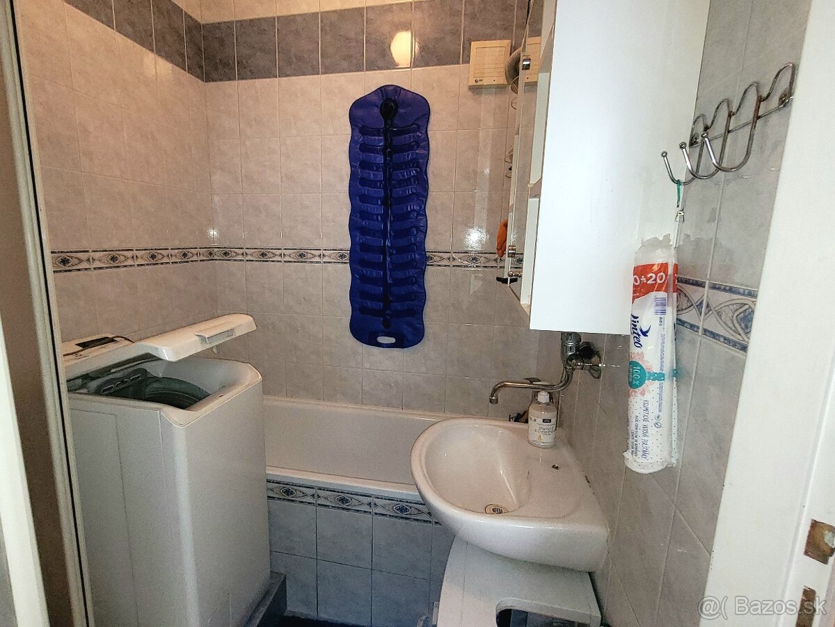 3-izbový byt s balkónom na Komenského ul. - 7