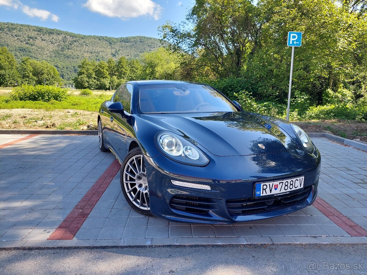 Porsche Panamera S - 7