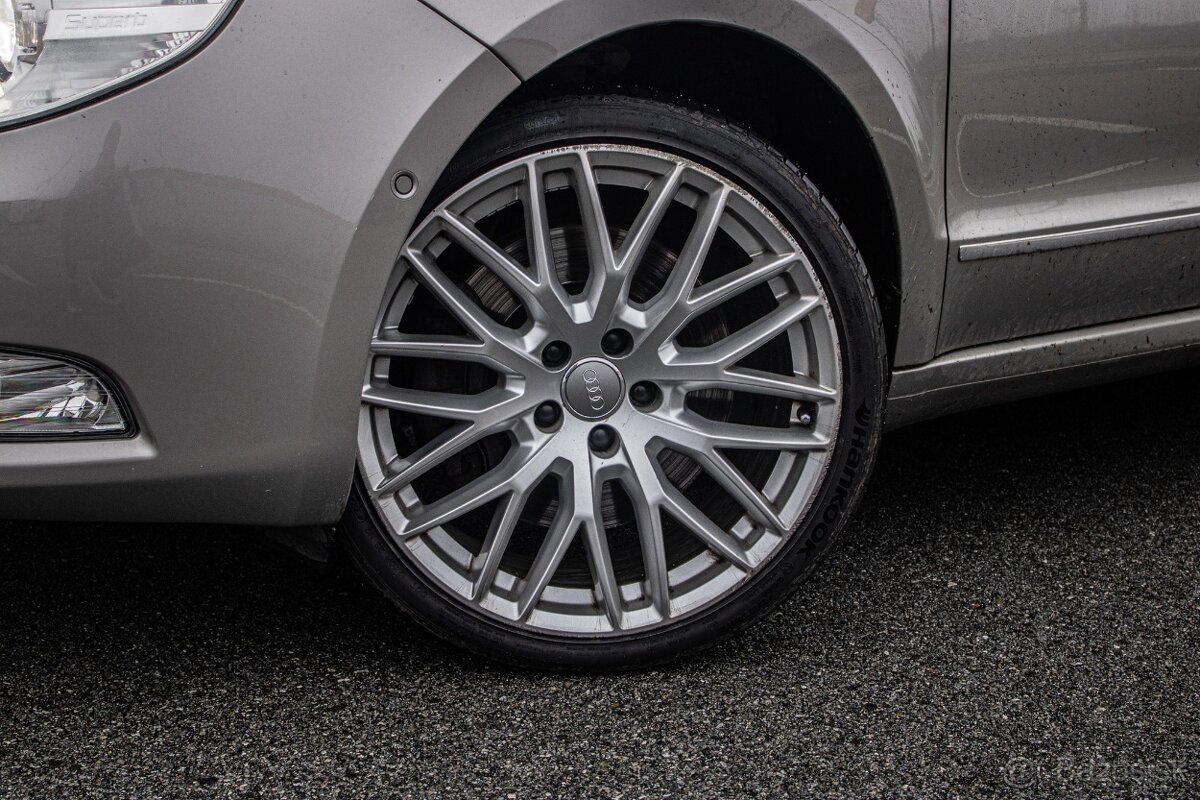 Škoda Superb 3.6 FSI V6 4x4 Elegance DSG/ AJ NA SPLÁTKY - 7