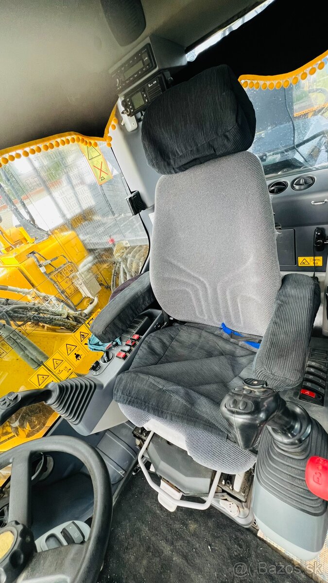 Kolové rýpadlo Komastu PW 158 - 2631 mth TOP STAV - 7