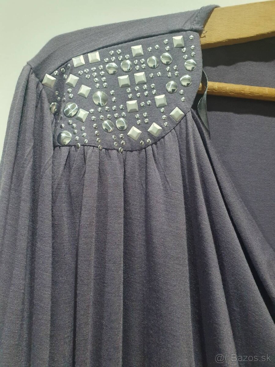 BALÍK DÁMSKEHO OBLEČENIA - 7