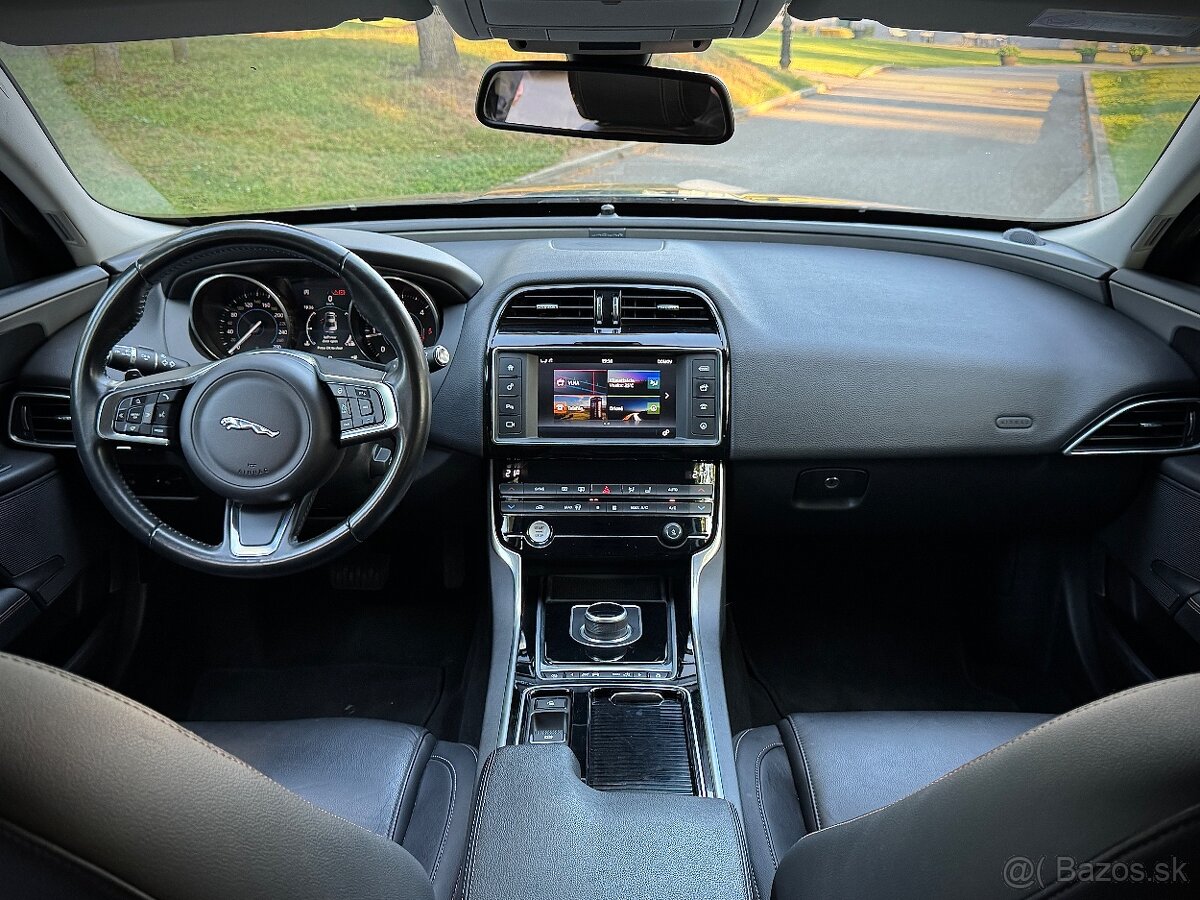 JAGUAR XE 2.0 I4D PRESTIGE - 7