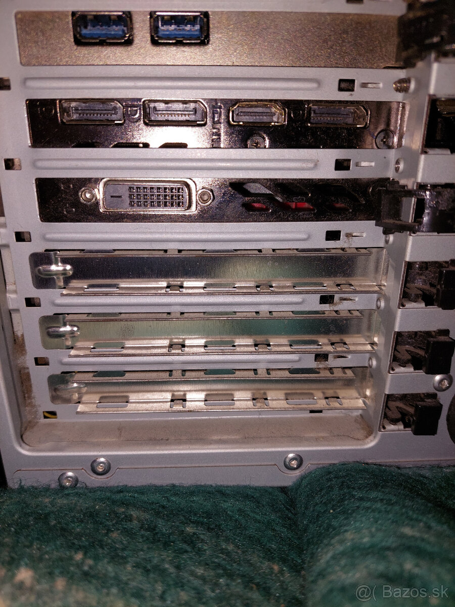 Stolný počítač Asus P6T Deluxe - 7