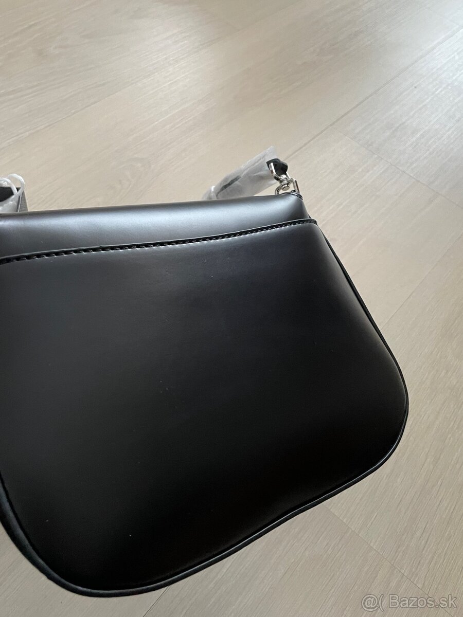 Čierna dámska kabelka Prada - 7
