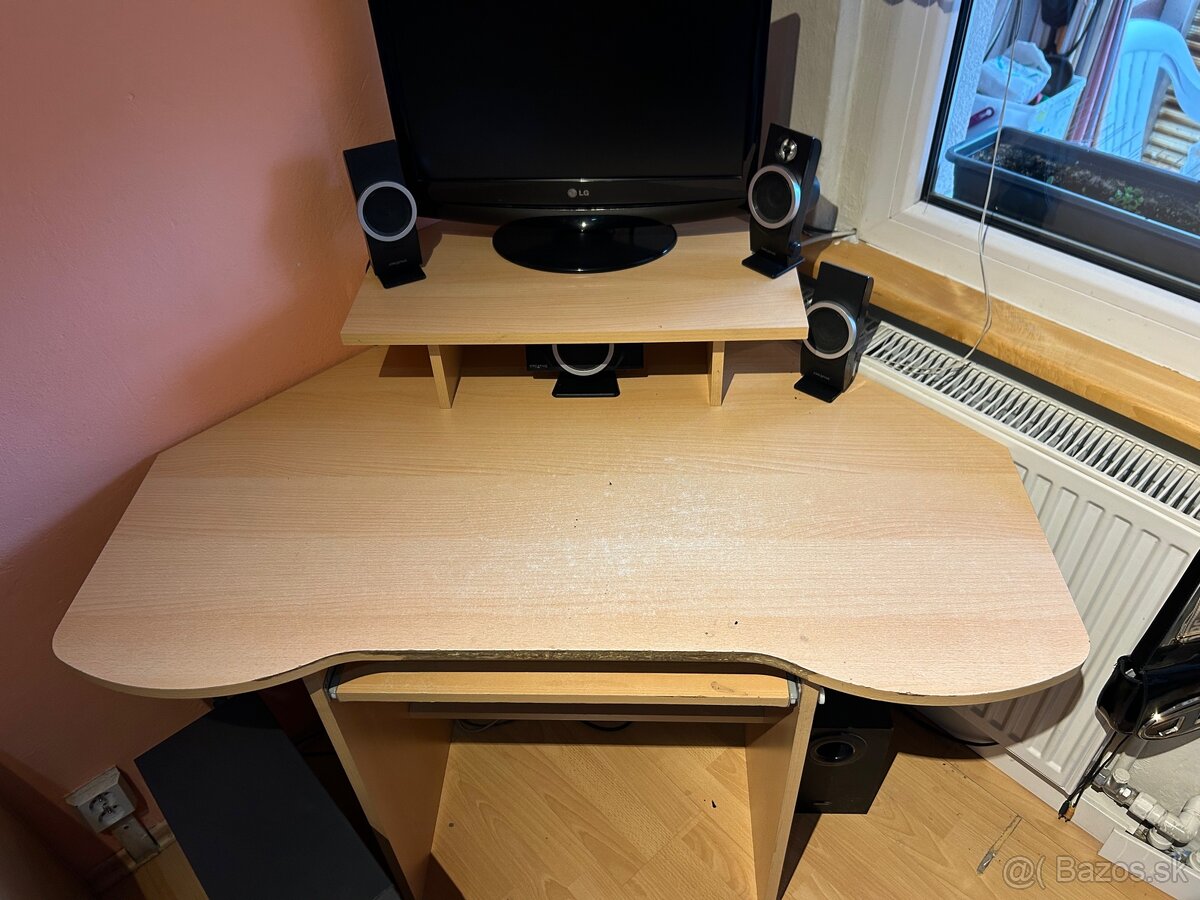 Rohový počítačový stôl - 7