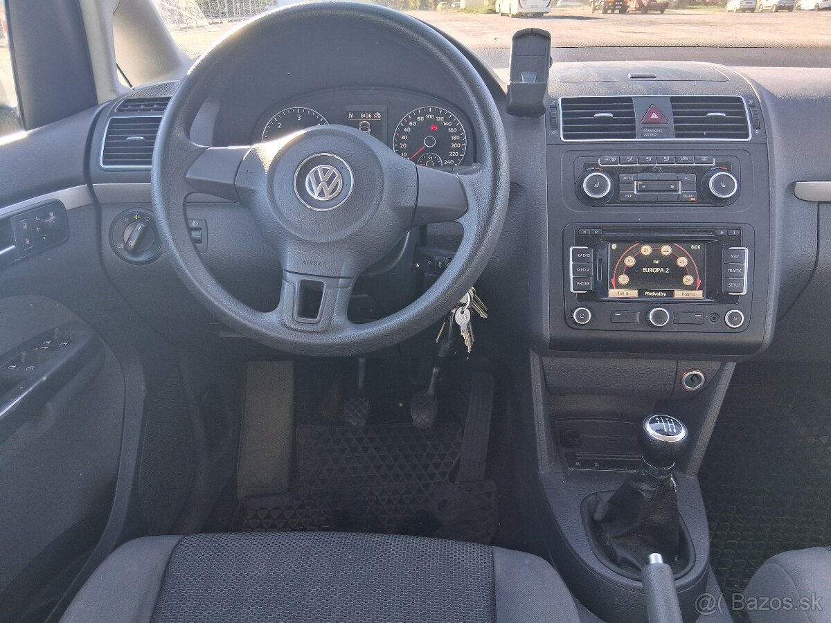 Predam volkswagen touran 1.6tdi 2011 - 7