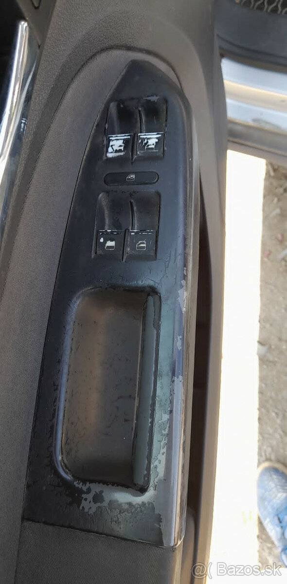 Volkswagen Touran 1,9TDi 77kw motor: BKC DSG - 7